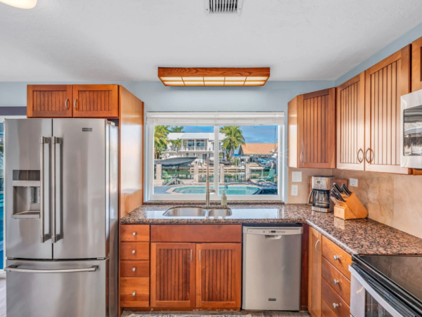 Waterfront Paradise in Key Colony Beach - Florida Keys Vacation Rentals